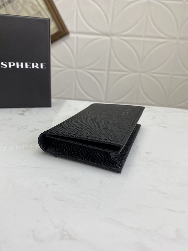 プラダ財布コピー内部構造